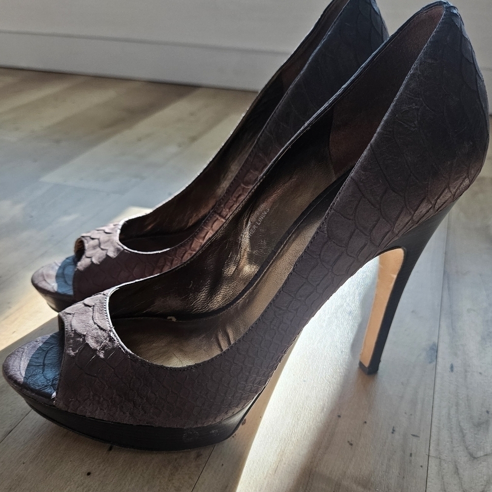 Elegant Peep-Toe Heels by Via Spiga
